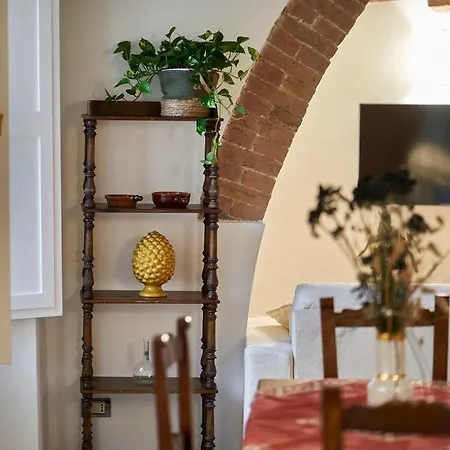 Titti - Large * Siena